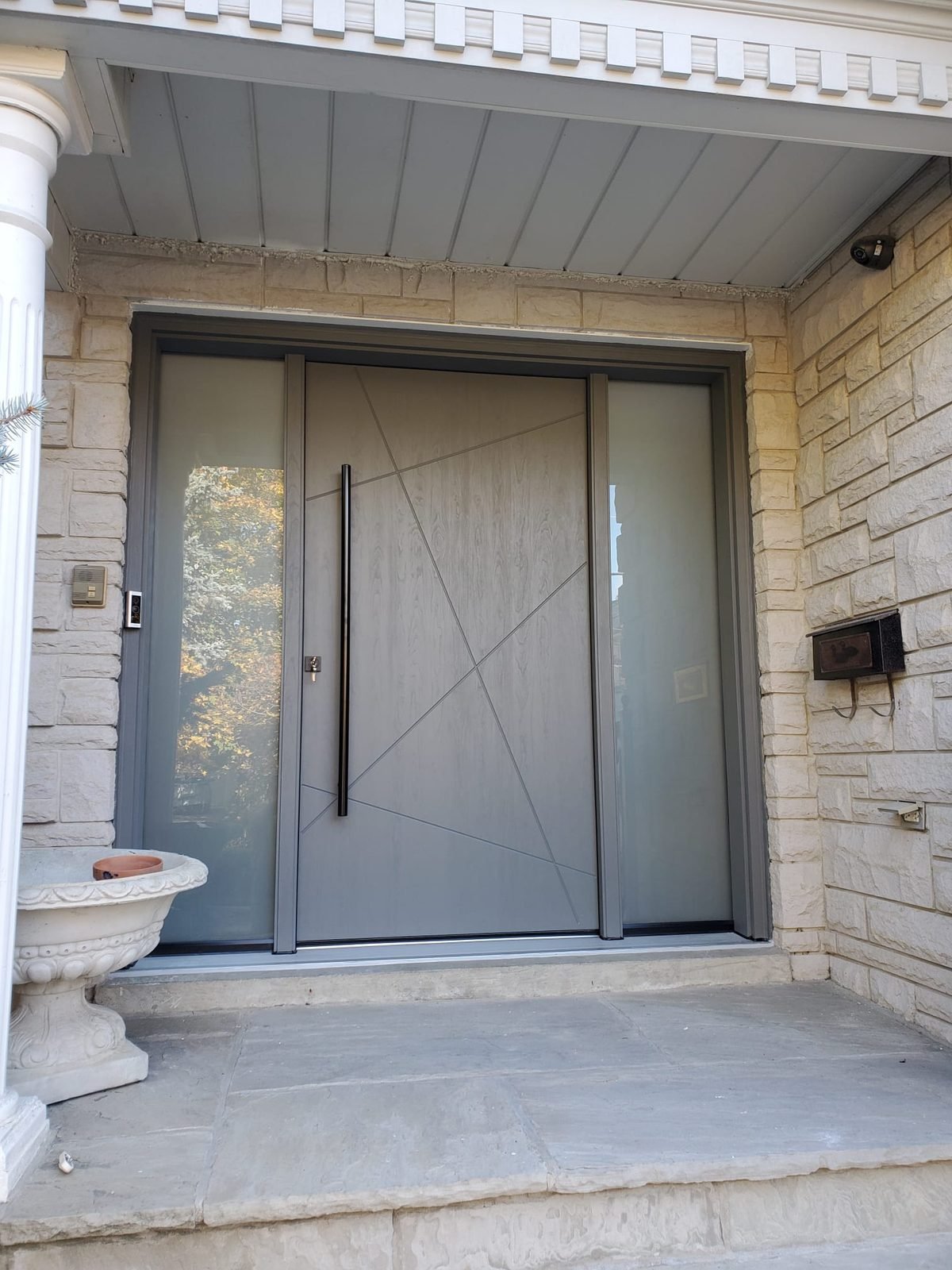 Fiberglass entry door installed by Perla Windows and Doors in the GTA