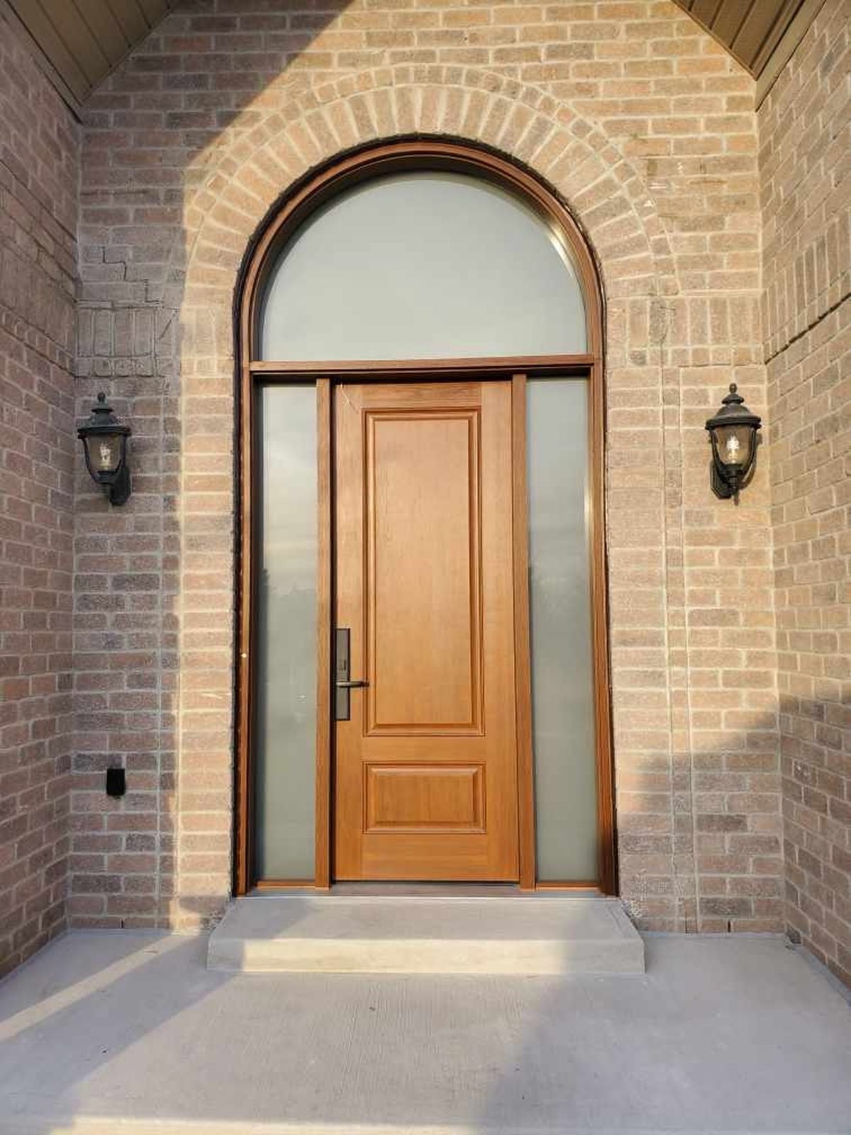 Fiberglass entry door installed by Perla Windows and Doors in the GTA